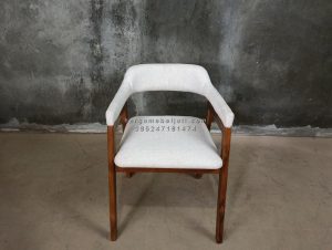 Kursi Cafe Minimalis Kayu Jati HMJ-KCF 13