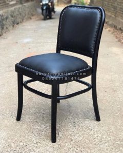 Kursi Cafe Minimalis Kayu Jati Dudukan & Sandaran Jok Oscar HMJ-KCF 16 - Image 3