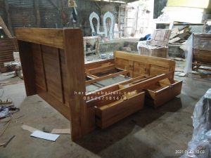 Tempat Tidur Kayu Jati Minimalis 4 Laci HMJ-TTD 16 - Image 4