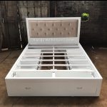 Dipan Ranjang Tempat Tidur White Duco Modern Minimalis HMJ-TTD 28