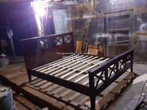 Dipan Ranjang Tempat Tidur Kayu Jati Minimalis HMJ-TTD 49