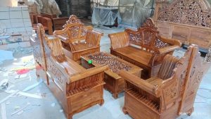 Set Kursi Tamu Klasik Ukir Madura Kayu Jati Finishing Natural HMJ-SKTMU 31 - Image 4
