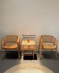 Set Kursi Teras Minimalis Retro Kayu Jati Kombinasi Ayaman Rotan Finishing Natural HMJ-SKATRS 16