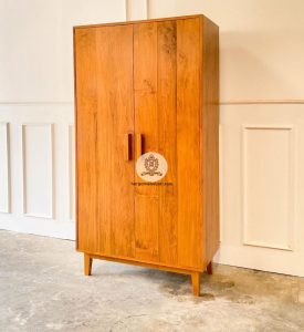 Pengrajin Furniture Almari Pakaian Retro Pintu 2 Kayu Jati Natural HMJ-LPKN 40