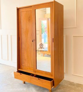 Pengrajin Furniture Lemari Baju Retro Pintu 2 Kayu Jati Natural HMJ-LPKN 41